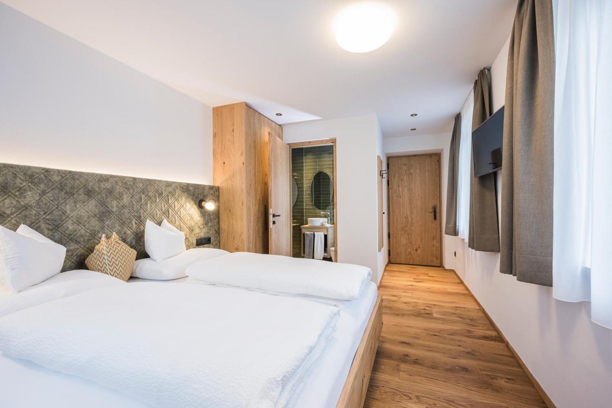 בראייס Gasthof Albergo Dolomiten מראה חיצוני תמונה
