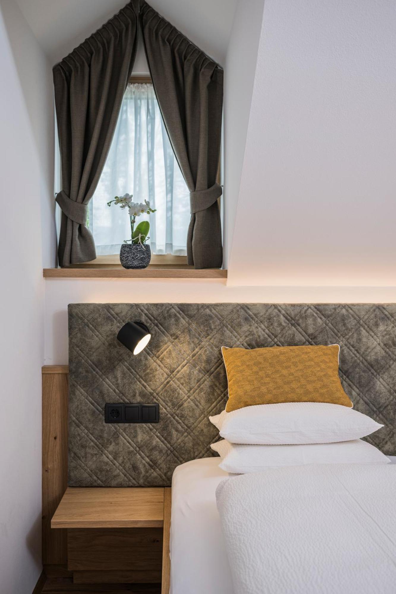 בראייס Gasthof Albergo Dolomiten מראה חיצוני תמונה